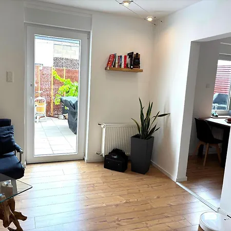 Rebe 11 - Moderne Mit Sauna فينكل اوستريش