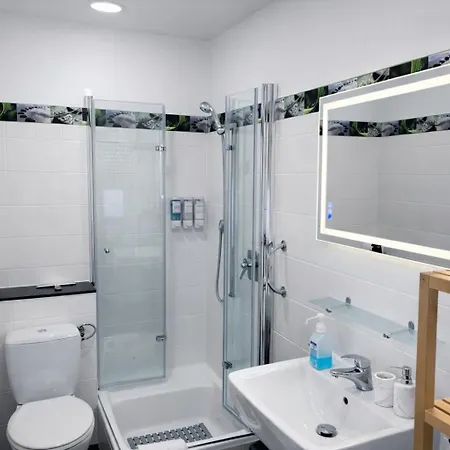 Rebe 11 - Moderne Mit Sauna