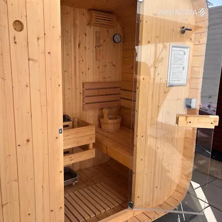 Rebe 11 - Moderne Mit Whirlpool & Sauna * Oestrich-Winkel